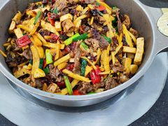 -佳荣老五生态牛肉馆