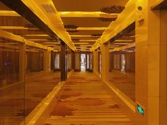 -碧中海汤泉汗蒸酒店