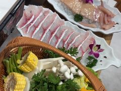 -椰子湾·海南火锅·糟粕醋·椰子鸡(正大广场店)