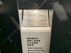 -凤凰中心