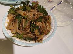 -嗨辣小聚·盘锦河蟹·海鲜烧烤龙虾(盘锦十年好店)