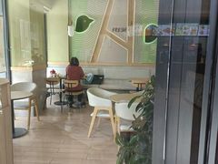 -德克士(绿地店)