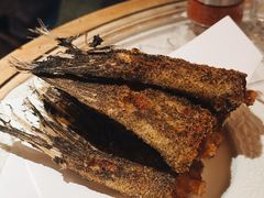秘制炸鱼尾-阿里家·新疆烤肉酒場