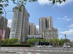 -北京鹏龙星徽AMG性能中心(潘家园店)