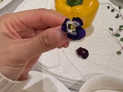 -上海小南国(仲盛世界商城店)