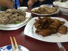 -溢心园香河肉饼总店