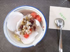 椰子水清补凉-文昌邓记清补凉(西沙路店)