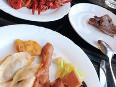 -怡豪大饭店·银顶旋转餐厅