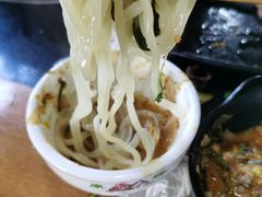 -果松木炭酸菜铜火锅·外婆参鸡汤