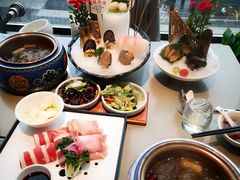 -享月汤皇·海鲜小火锅·聚会(曲江创意谷店)