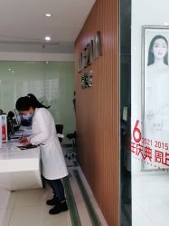 -莲姿娜·半永久纹眉皮肤管理