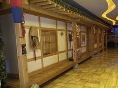 -恒坤北纬42度温泉洗浴(公园路店)