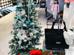 -杭州西湖银泰百货