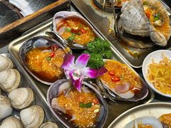 -围炉肉舍•炭烤活鳗•丹东海鲜烤肉(步行街店)