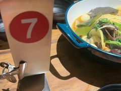 -万记麻辣烫国展总店