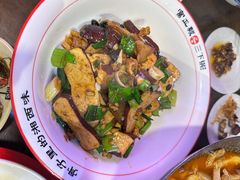 -富正毅三下锅·湘西韵味(天门山索道店)