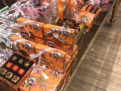 -VENCHI 闻绮(北京国贸商城店)