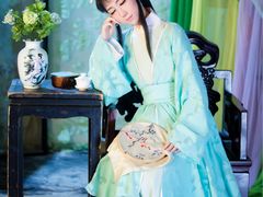-九月鹰飞汉服摄影工作室