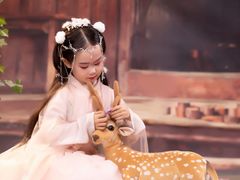 -九月鹰飞汉服摄影工作室