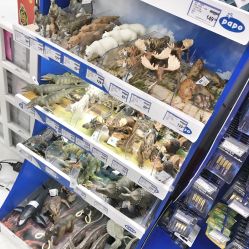 -玩具反斗城(正大广场店)