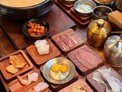 -银米·云南传统过桥米线(双廊黑金冠店)