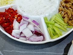 -官塘陈记鱼生·潮汕砂锅粥·牛肉火锅(潮枫路总店)