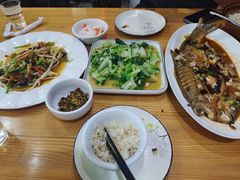 -漁耕小厨农家院(武当山店)