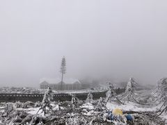 -牛背山