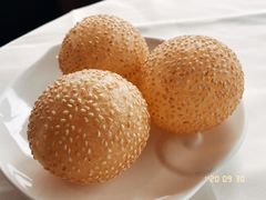 空心煎堆-利苑酒家(合景国际金融广场店)