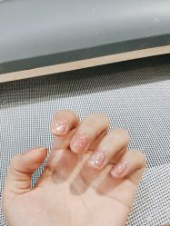 -UGIRL有个美甲