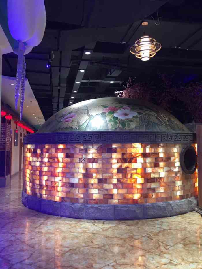 玉荷池汤泉-"【位置】天津街,宏济大舞台斜对面【服务.