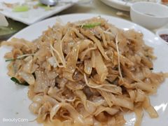 干炒牛河-旺富东海大酒楼(海鲜街店)