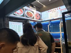 -指爱龙虾(金杨路总店)
