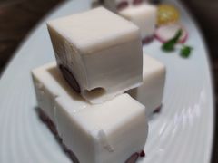 椰汁红豆糕-里山四季中餐厅(来凤街店)