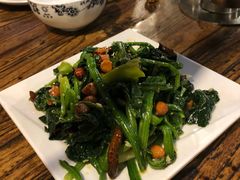 果仁菠菜-柿子树炭烤羊腿(金台路店)
