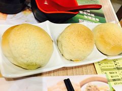 酥皮焗叉烧包-添好运点心专门店(中环IFC店)