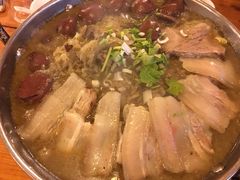 -闯关东东北农家菜(崂山石老人店)