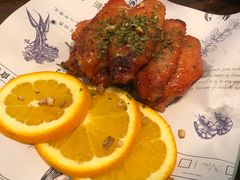 橙片烤鸡翅-新鲜誌·新派食集(万象天地店)