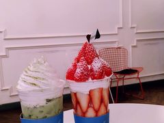 草莓杯-Cafe de Paris(林荫路店)