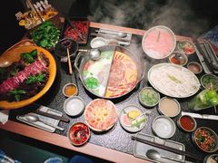 -大龙燚·旷野鲜火锅(广州首店)