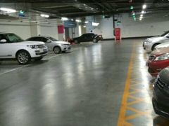 场地-荟聚西红门购物中心-停车场