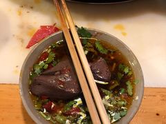 -黄潇洒老火锅(九眼桥宏济巷店)