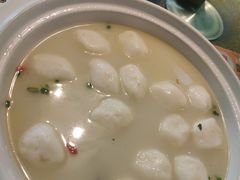 -魏铭鱼头捞饭(晋阳路店)