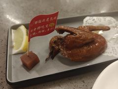 -郑猛记石岐鸽主题餐厅(长江店)