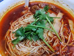 川式红烧牛肉面-遇见小面(白云机场T2安检外店)