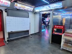 -优悦派·别墅派对轰趴馆(静安店)