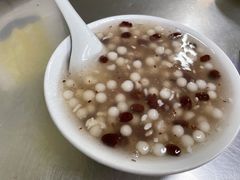 -芳婆糕团店(王府大街店)