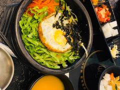 韩式传统石锅拌饭-烤路里·韩国品质自助烤肉(石路天虹4号店)