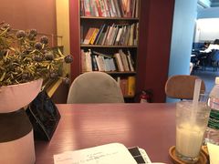 -物质生活书·酒吧
