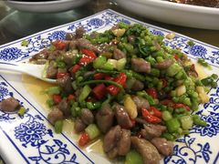 -聚八方土菜馆(余松路店)